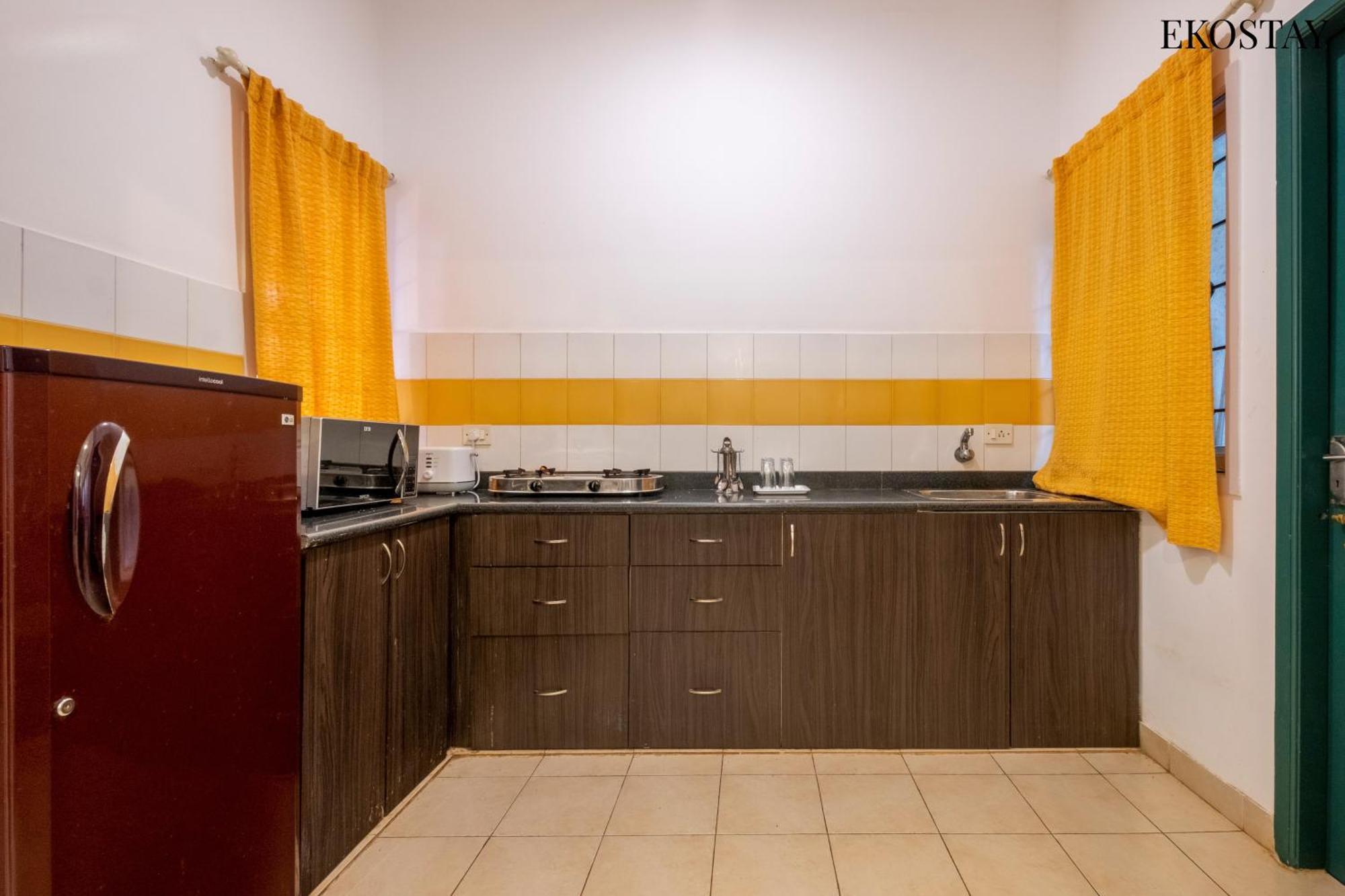 Eko Stay - Green Door Apartment Candolim Exteriör bild